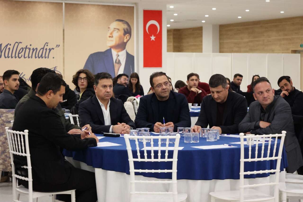 Başkan Aras: “Gençlerden Gelen Her Fikri Desteklemeye Hazırız” 3